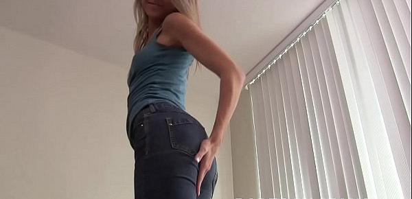  Dont these jeans make my ass look amazing JOI